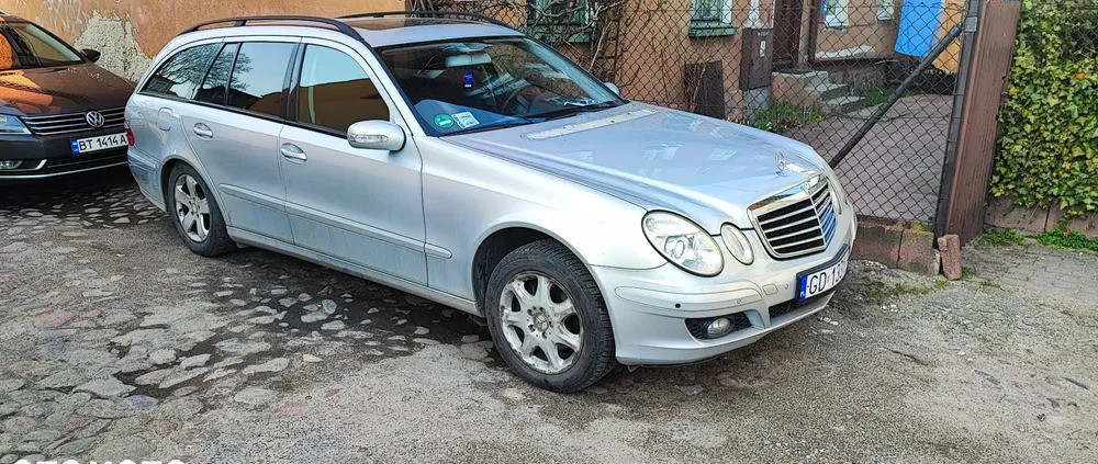 mercedes benz Mercedes-Benz Klasa E cena 7500 przebieg: 230000, rok produkcji 2005 z Gdańsk